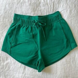 lululemon inner glow high-rise short 3"